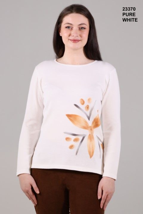 23370 Women&#39;s pullover sweater w/flower on front