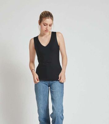 AIS4322 Ladies basic tank top
