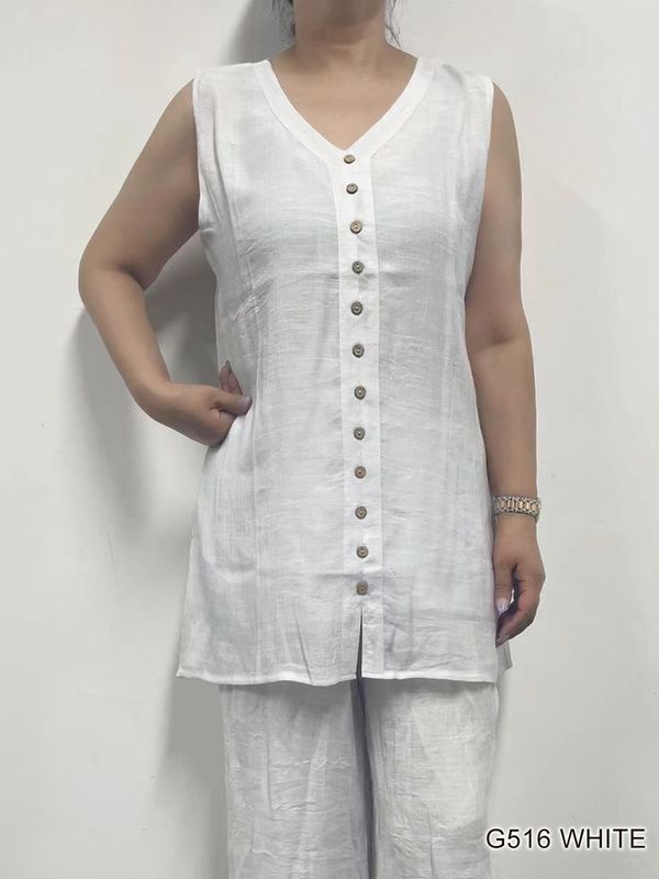G516  Sleeveless tank top with front button detail
