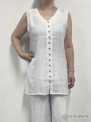 G516  Sleeveless tank top with front button detail