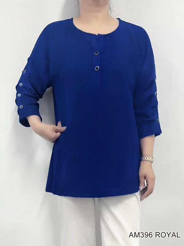 AM396 Aflow button blouse w/button detail on arm