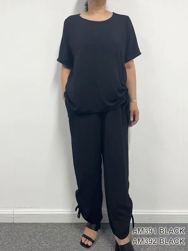 AM392 Elastic waist capri w/adjustable tie bottom and pockets