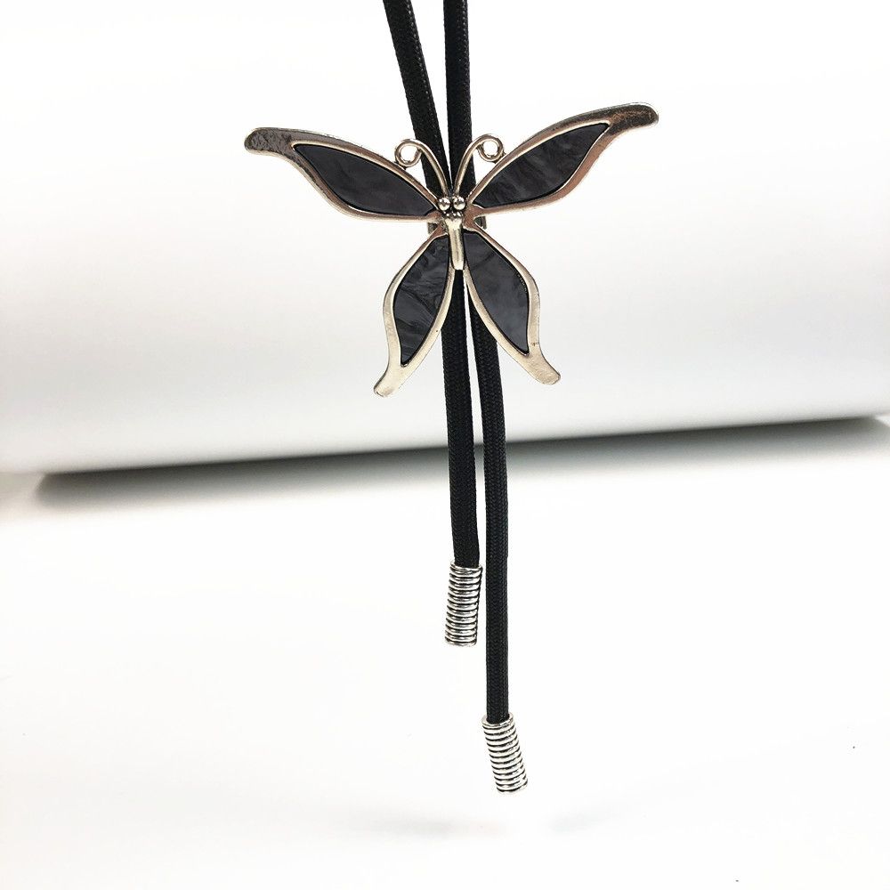 NL060-A1038 rope necklace w/butterfly