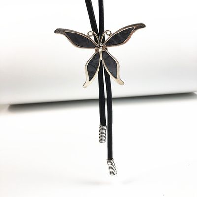 NL060-A1038 rope necklace w/butterfly