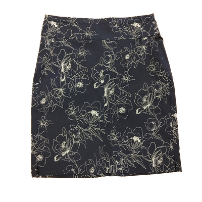 2956-7806-33 Pull on stretch print skort w/back pockets