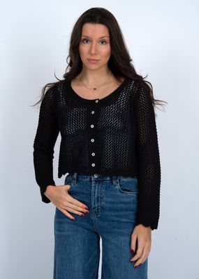 56S107S Long sleeve scoop neck pullover sweater w/button detail