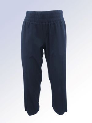 8466002 Elastic waist capri w/pockets