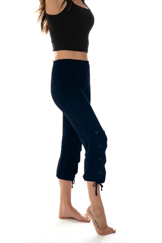 6279 Pull on stretch w/button detail and tie bottom