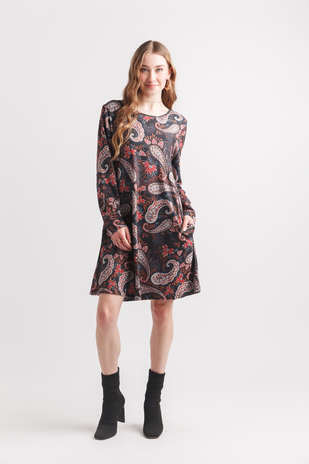 SD-19418 Ladies paisley print aline sweater dress w/pockets