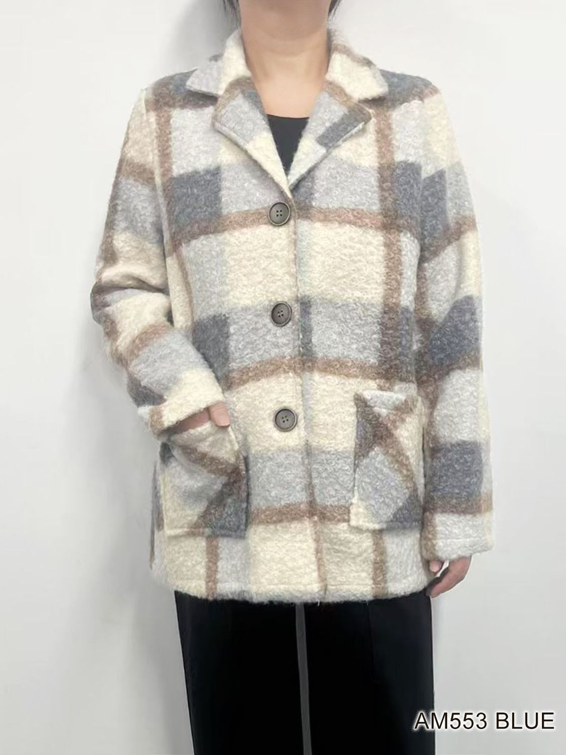 AM553 Plaid button jacket