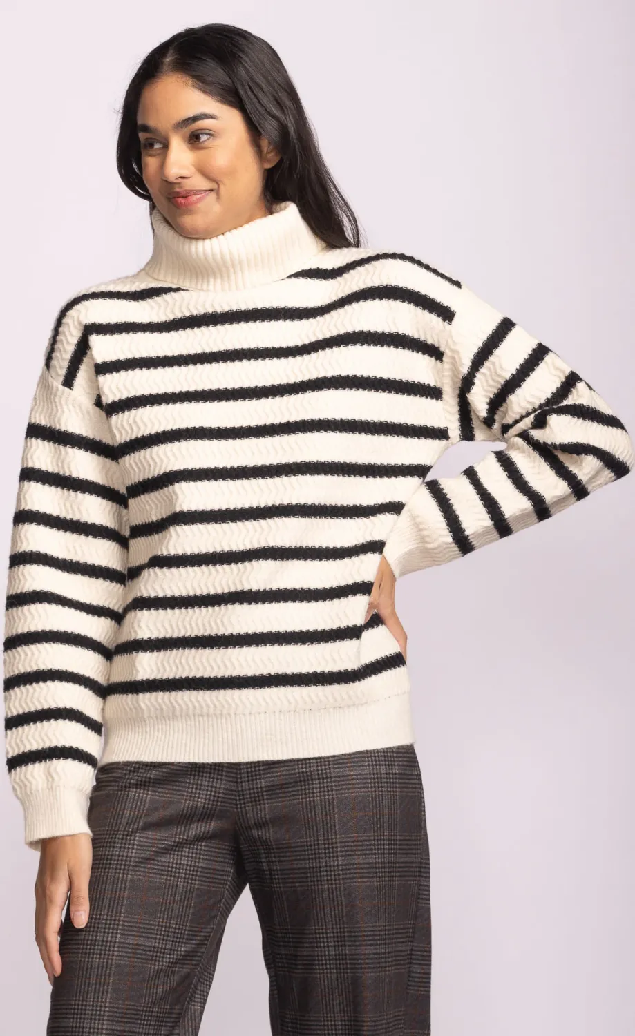 SW-2571W Long sleeve stripe turtle neck sweater