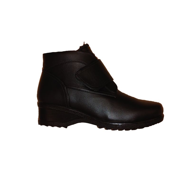 117443G Ladies short velcro boots w/retractable cleat bottom