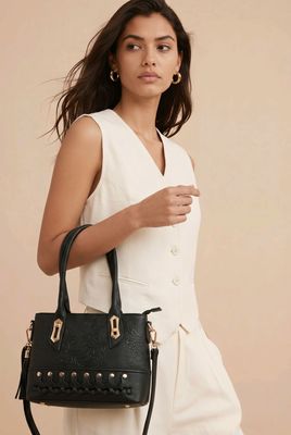 JE6530-2 small square tote w/flower print and rhinestones