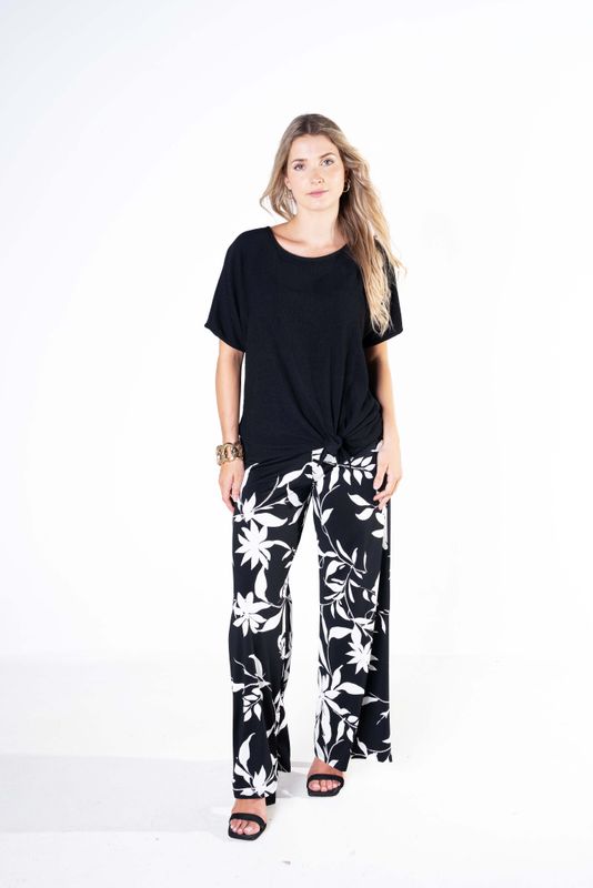 VC9250 Ladies wide leg printed pant w/belt and pockets