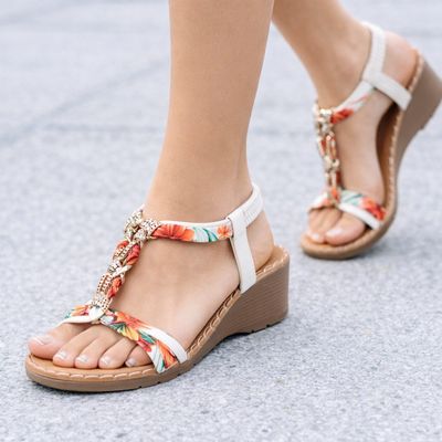 LYDIA-4 Wedge sandal w/back strap
