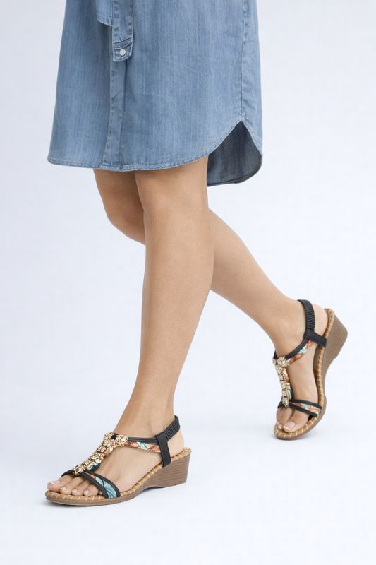 LYDIA-4 Wedge sandal w/back strap