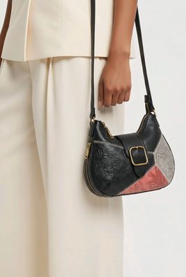 T1588B Small hobo purse w/2 zip compartments and back zip