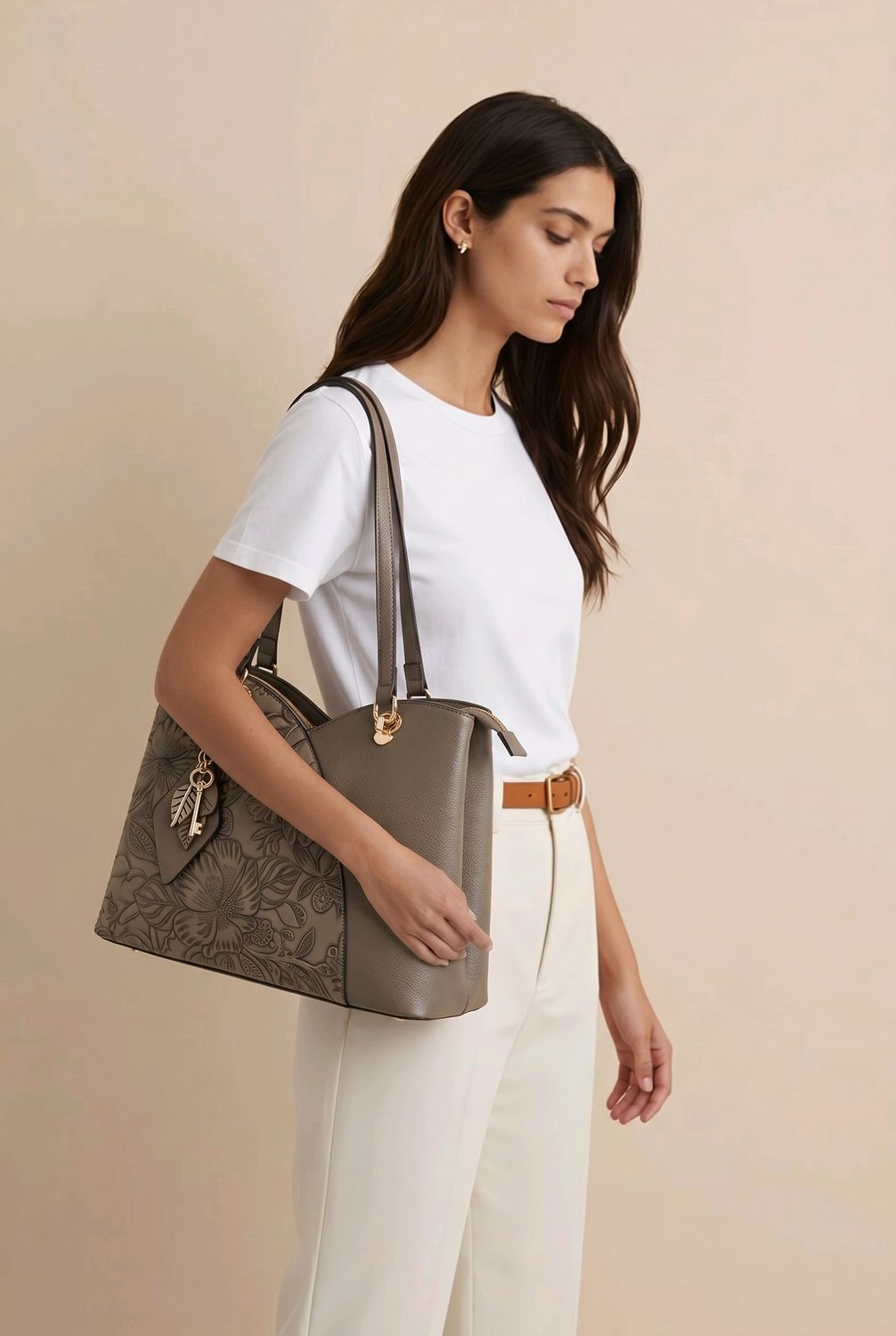 JE0623 Top zip tote w/3 compartments and extra crossbody strap