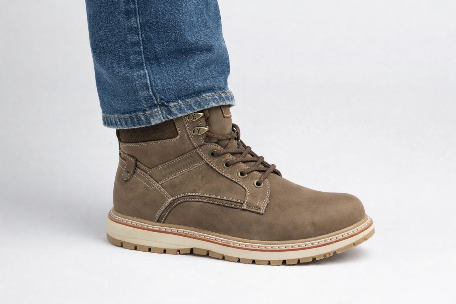 2148012M Short fur lined lace winter boot w/inside zip