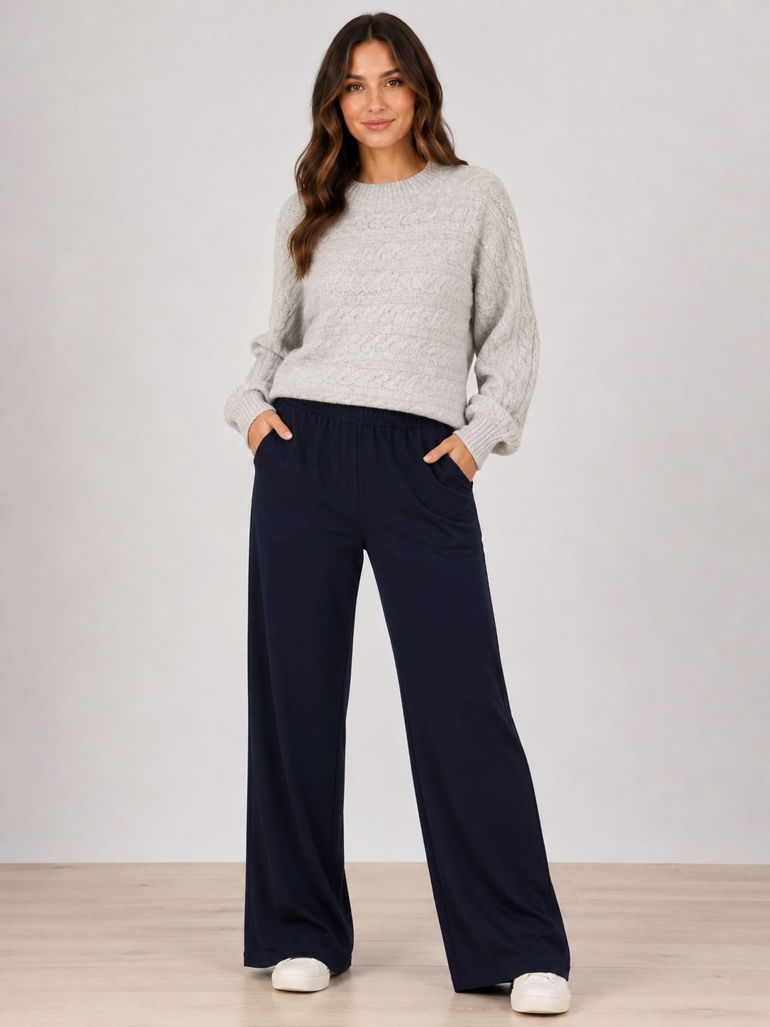 9055P Pull on petite pant w/pockets