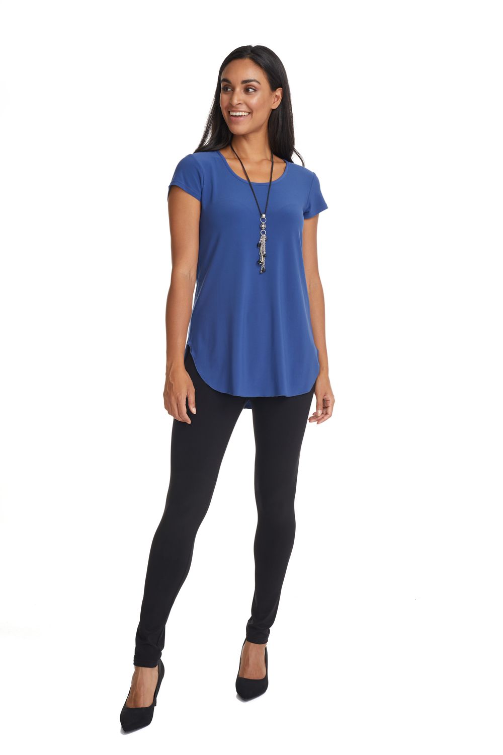 T555 Short sleeve crew neck top with rounded bottom