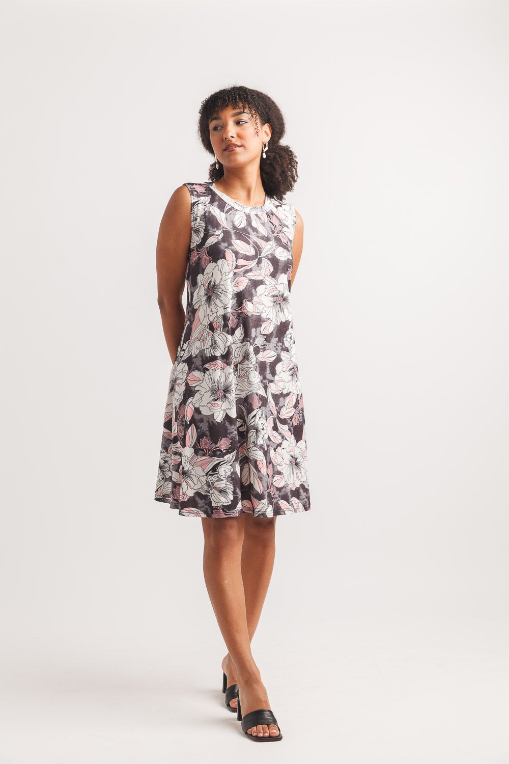 PD-20629 Sleeveless floral stretch aline dress with pockets