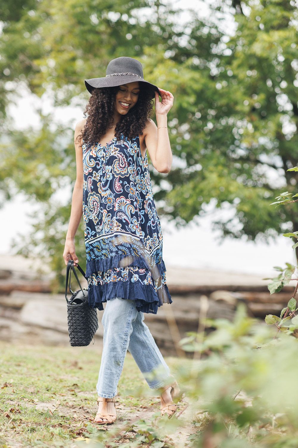 PD-20621 Paisley print sleeveless crinkle ruffle dress