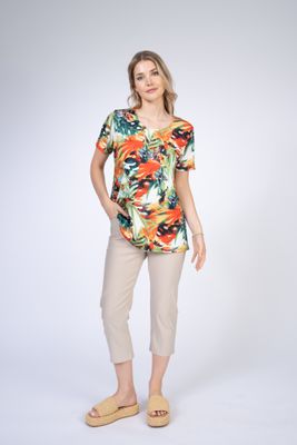 VC4000 Stretch pull-on capri with pockets