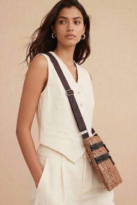 CL-13024 cross body printed signature letter bags