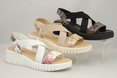 2267285 Platform sandal with stretch and back strap