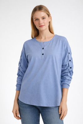 AM659 Aflow button blouse w/button detail on arm