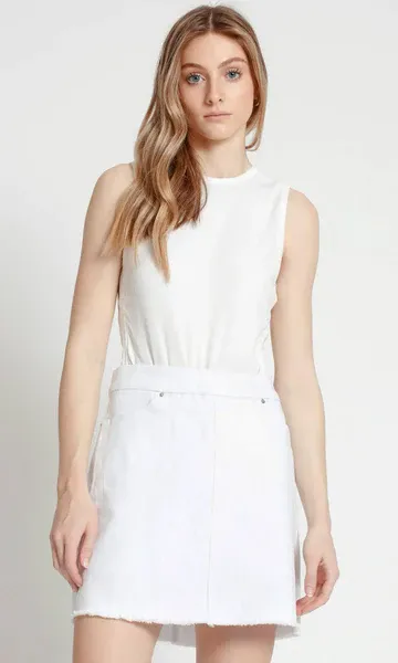 8660003 Pull-on denim skort