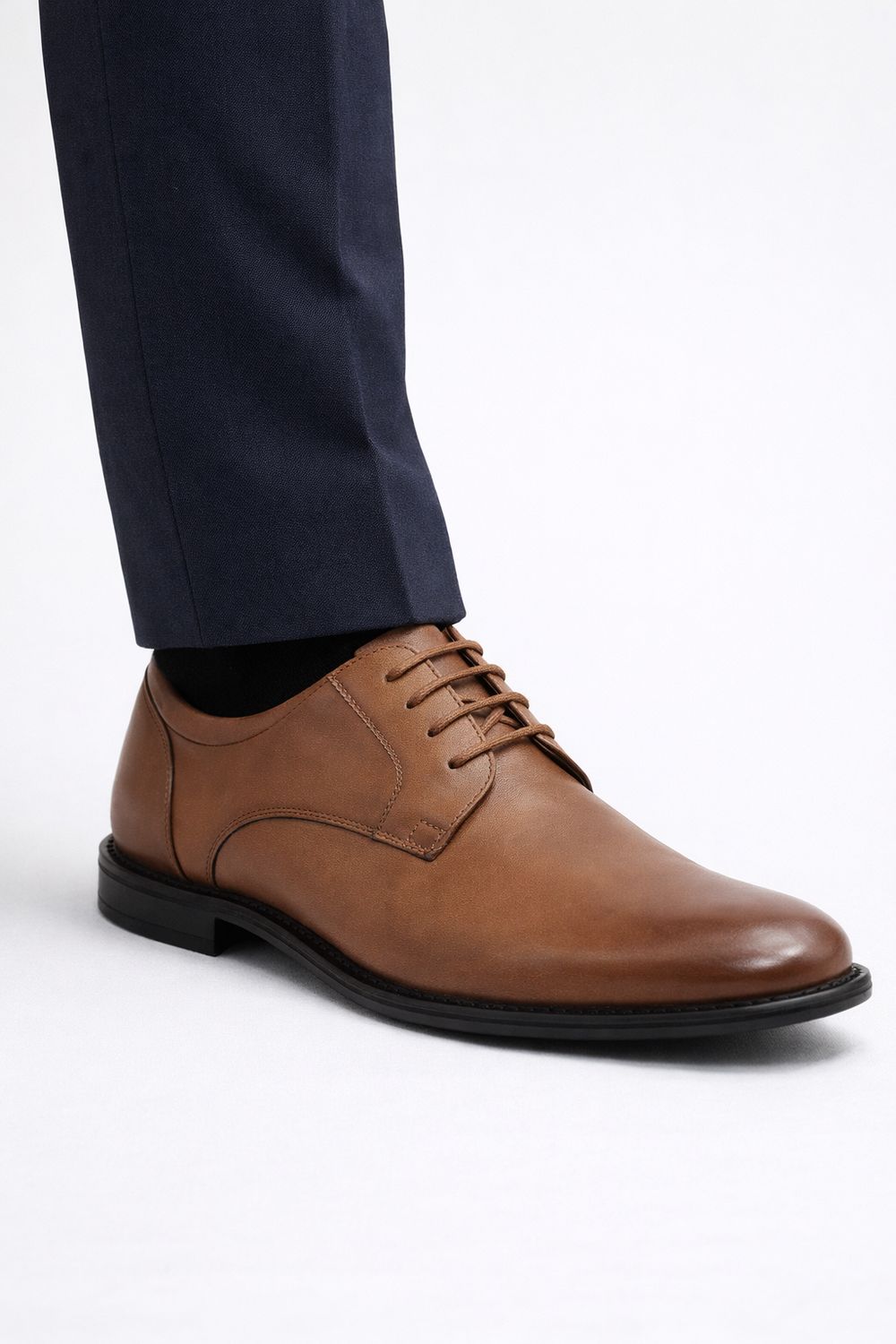 2263811 Lace up men's dress shoe