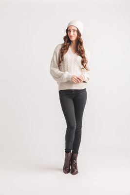 ST-19217 Ladies V neck collared cable knit sweater