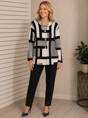23800 Long sleeve cardigan sweater snap closure