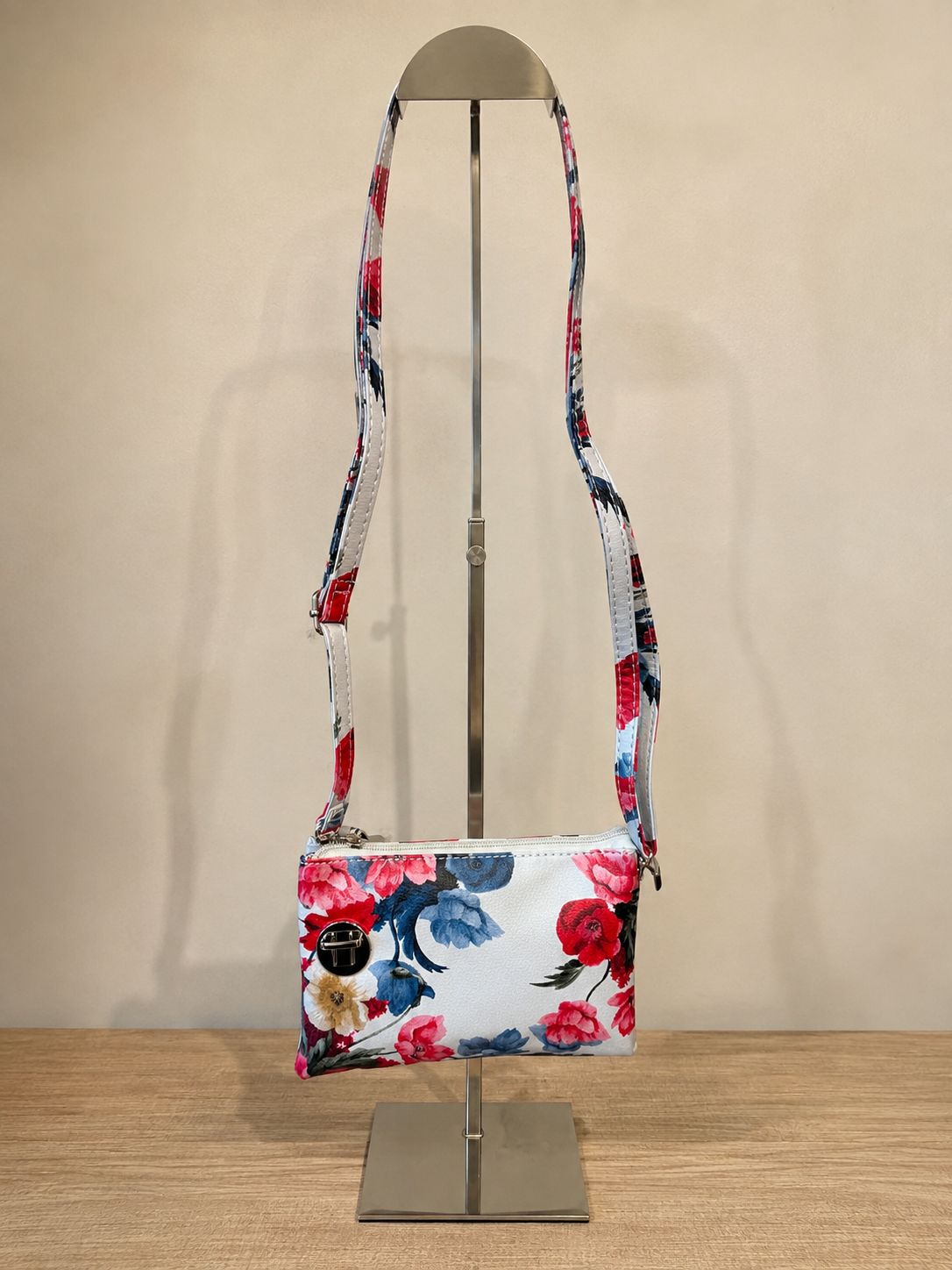 7012-FLW-GRY crossbody bag w/ multiple pockets adjustable removable strap &amp; wristlet