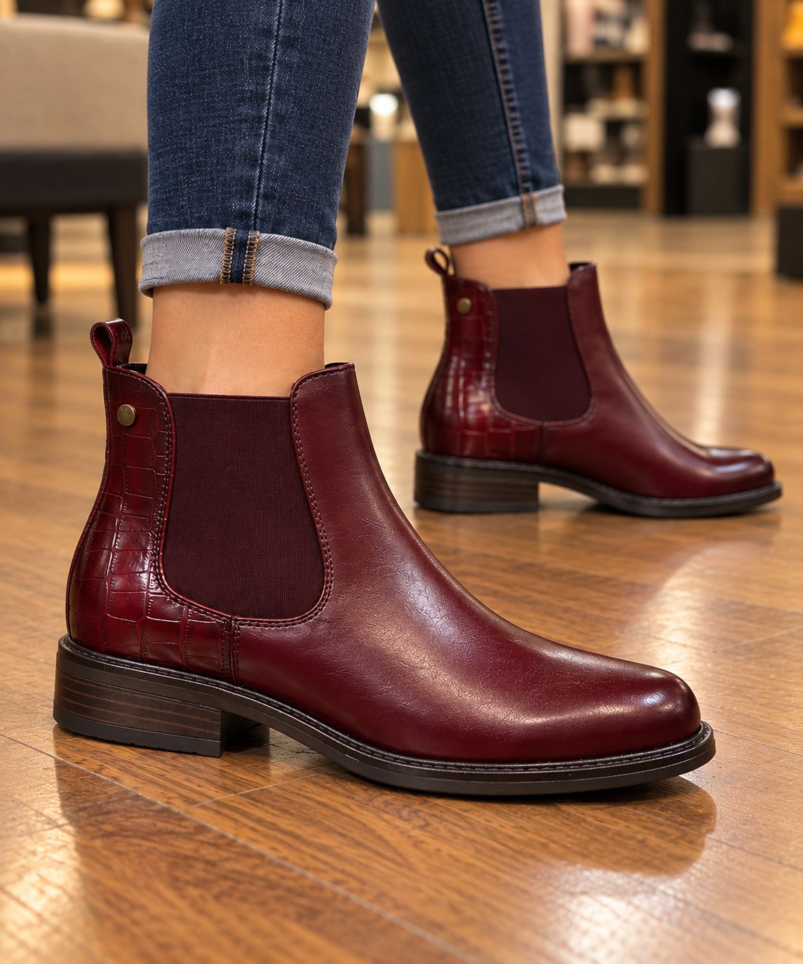2137656 Ladies short boot w/gore stretch and inside zip