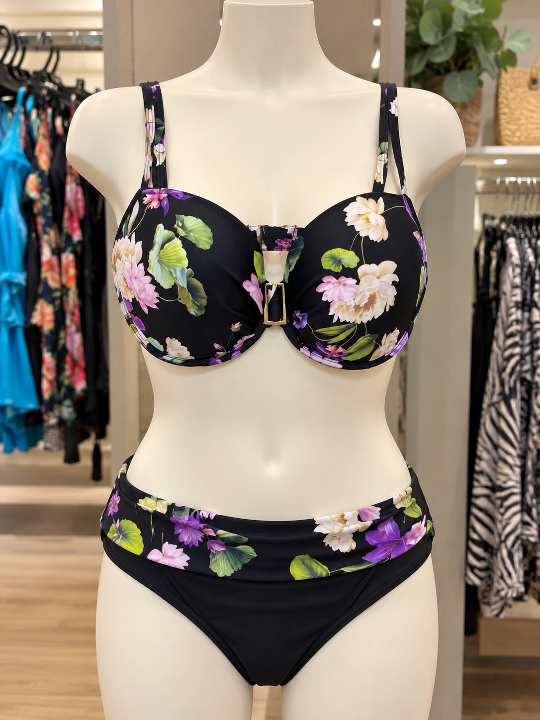 Ladies D-cup bra style bikini , black with floral print