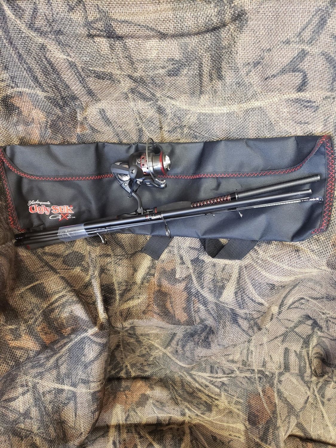 SHA UGLY STIK GX2 6'6" MED 4PC SPIN COMBO KIT