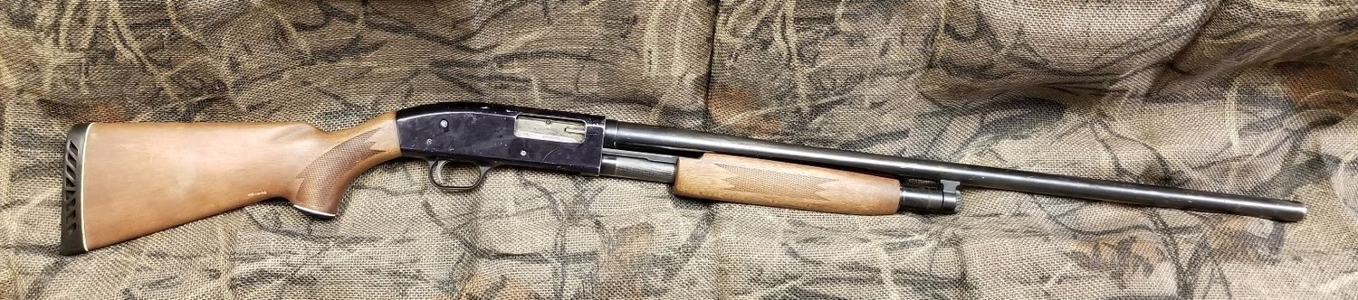 USED LAKEFIELD MOSS 12GA WOOD PUMP
