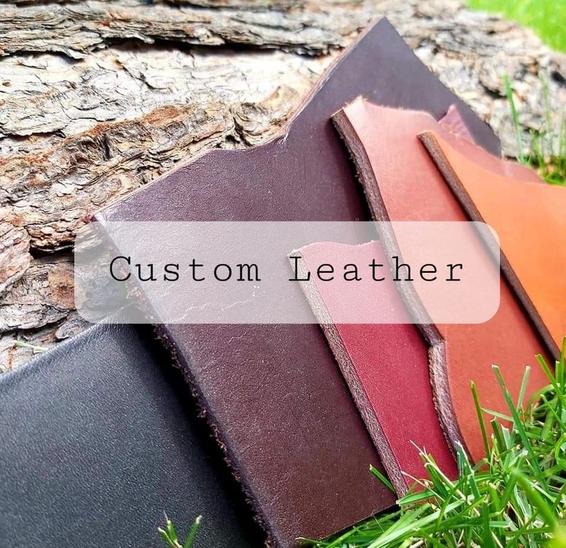 JOSSY LEATHER STAMPED HUNTERS WALLET
