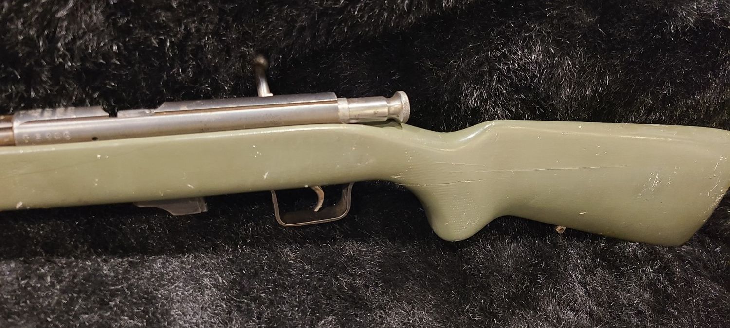 USED T03-17 22LR GREEN WOOD BOLT (MISSING MAGAZINE)