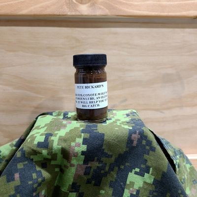 PETE FOX/COYOTE/WOLF #1 TRAPPING PASTE LURE 1oz