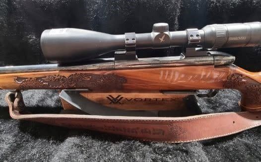 CONSIGN WBY MARK V LAZERMARK 300WIN WOOD BOLT W/ SWARSKI Z3 4-12X50 BRH