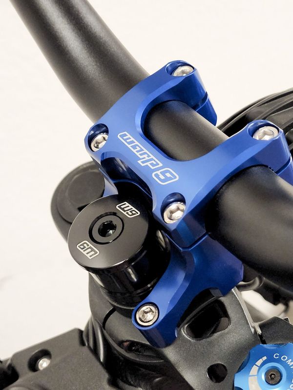 Warp9 Transformer Bar Clamp Blue with 20mm Riser and MX Bar shims
