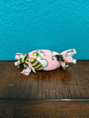 CR00 - Clean Run Treat Hugger-Fleece Toys