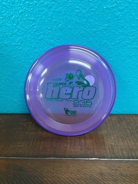 HD09 - Hero Disc Super Hero 235 Frisbee