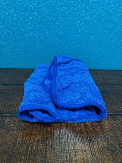 DDC01 - Blue Jacket Swim Towel L
