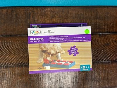 Outward Hound Dog Brick Game