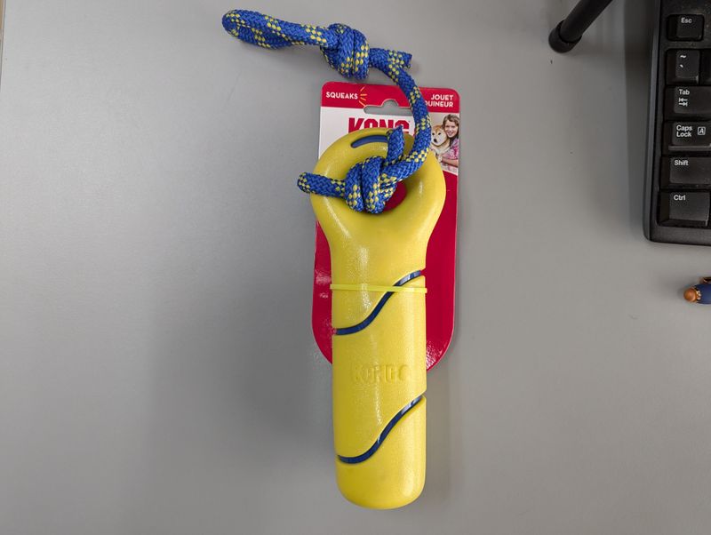 Kong Squeezz Tennis Buoy with Rope Medium